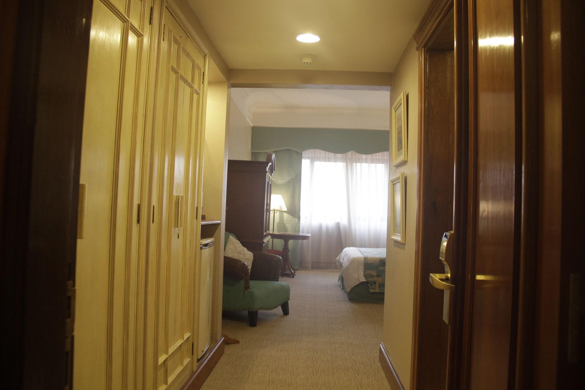 Granados Park Hotel 亚松森 外观 照片