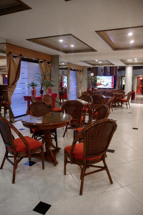 Granados Park Hotel 亚松森 外观 照片
