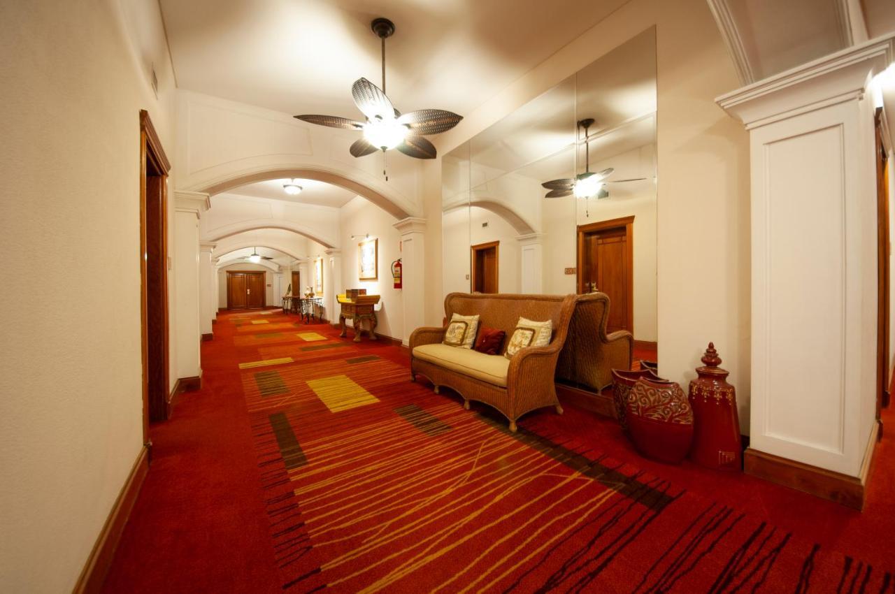 Granados Park Hotel 亚松森 外观 照片