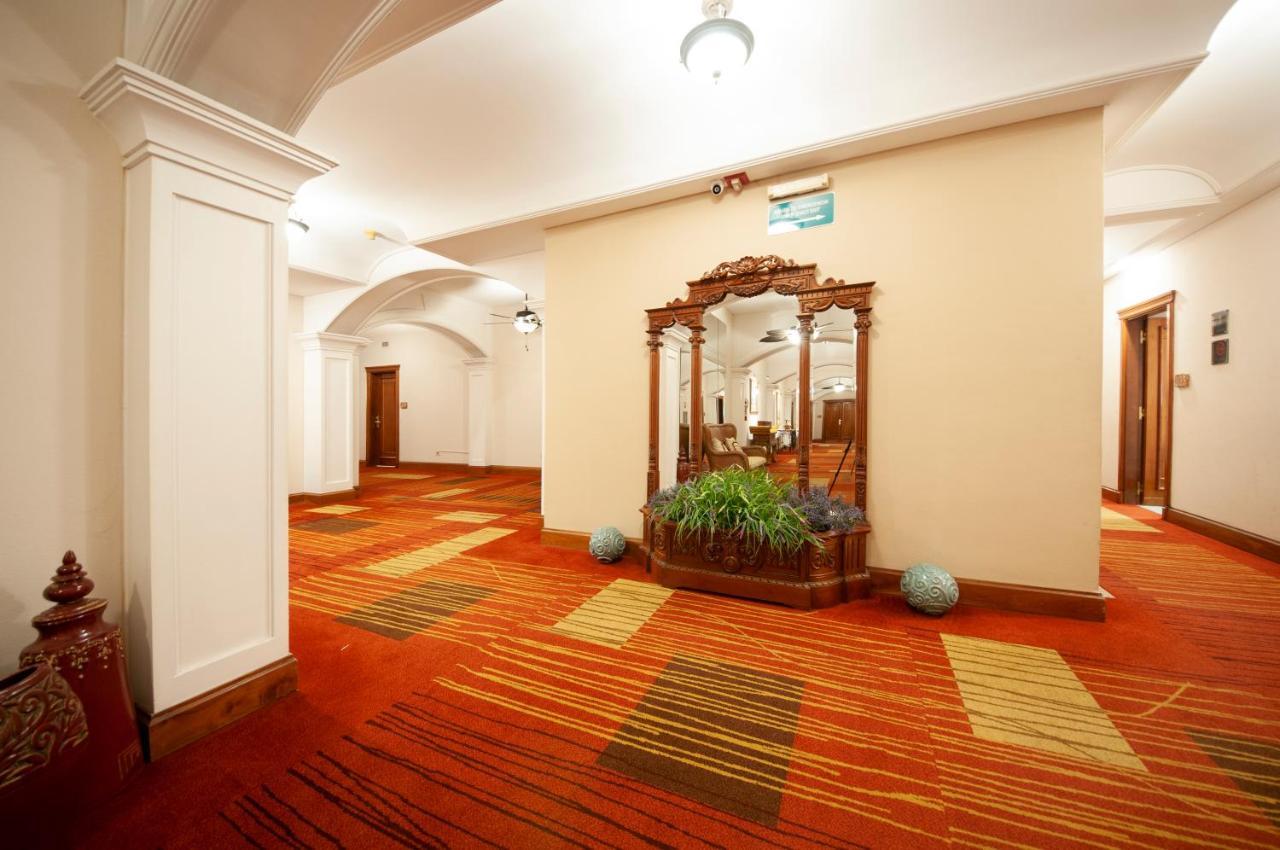 Granados Park Hotel 亚松森 外观 照片
