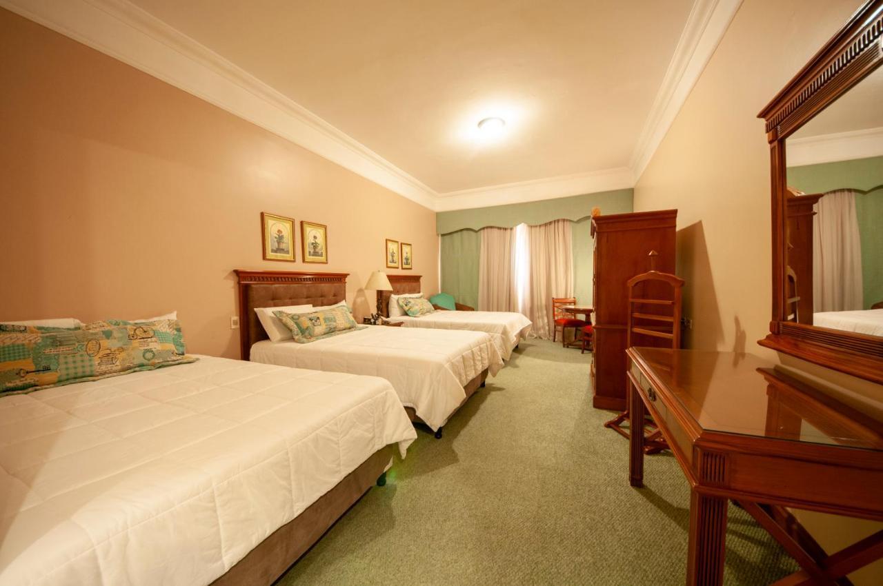 Granados Park Hotel 亚松森 外观 照片