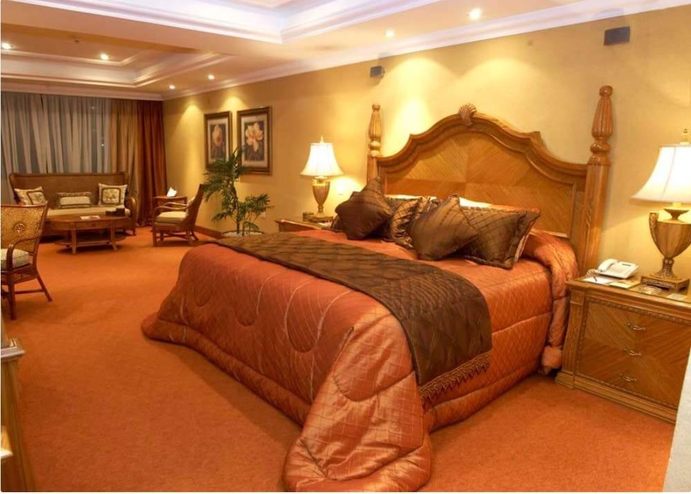 Granados Park Hotel 亚松森 外观 照片